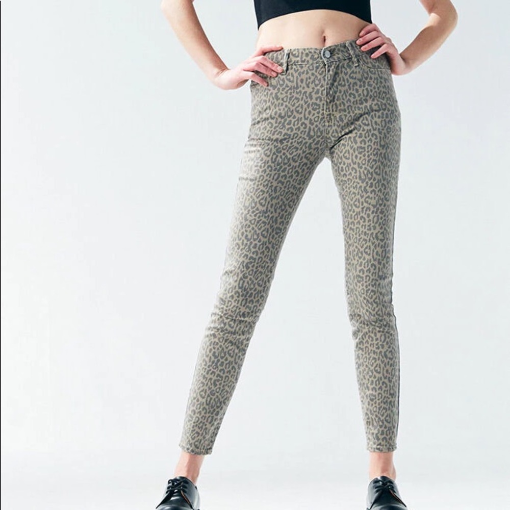 Pacsun cheetah/leopard print skinny jeans